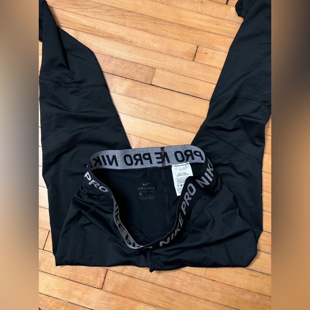 Nike Pro Women’s Dri Fit Black Leggings